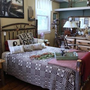 Hickory Queen Bed set