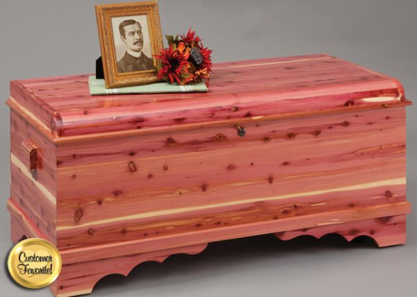 Medium Cedar Wood Chest with Natural Finish