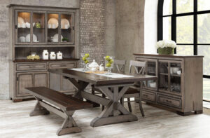 Amish Furniture Set In Kitchen